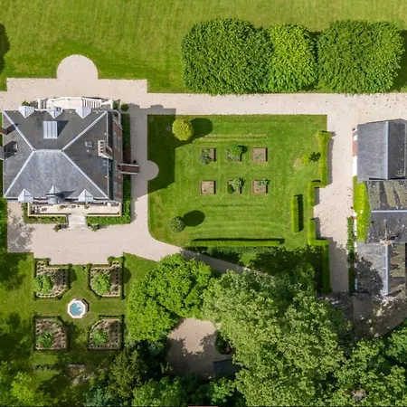 Manoir De Valmont - Court De Tennis *