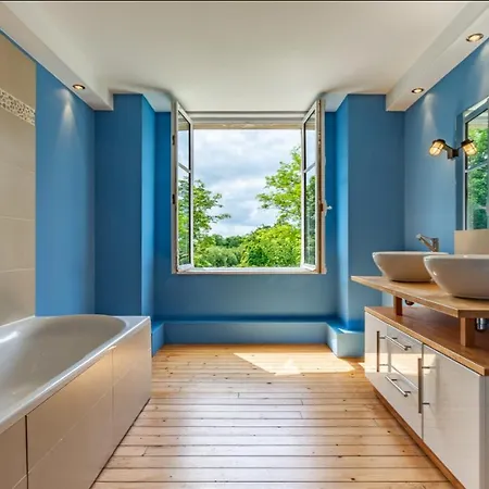 Manoir De Valmont - Court De Tennis Hotot-en-Auge