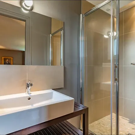 Manoir De Valmont - Court De Tennis *