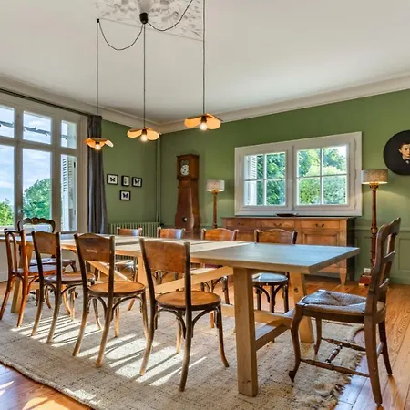 Manoir De Valmont - Court De Tennis Holiday home *