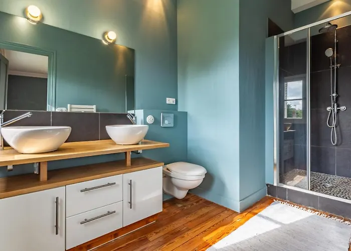 Manoir De Valmont - Court De Tennis * Hotot-en-Auge