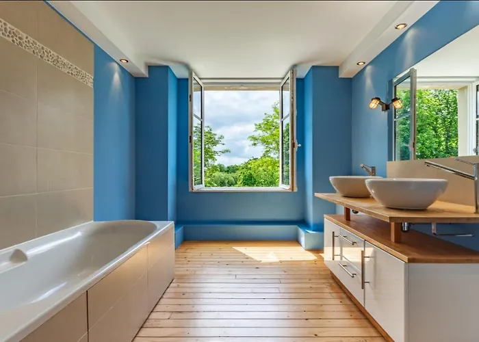 Manoir De Valmont - Court De Tennis Hotot-en-Auge